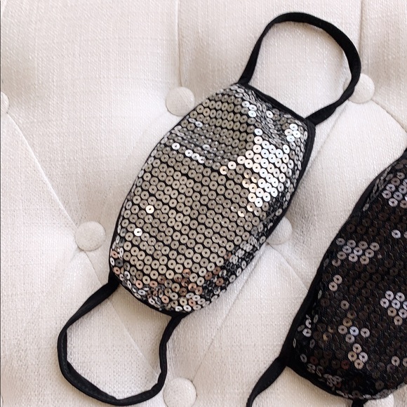 FASHION STATEMENT SEQUIN FACE MASK - SILVER - Picture 4 of 6